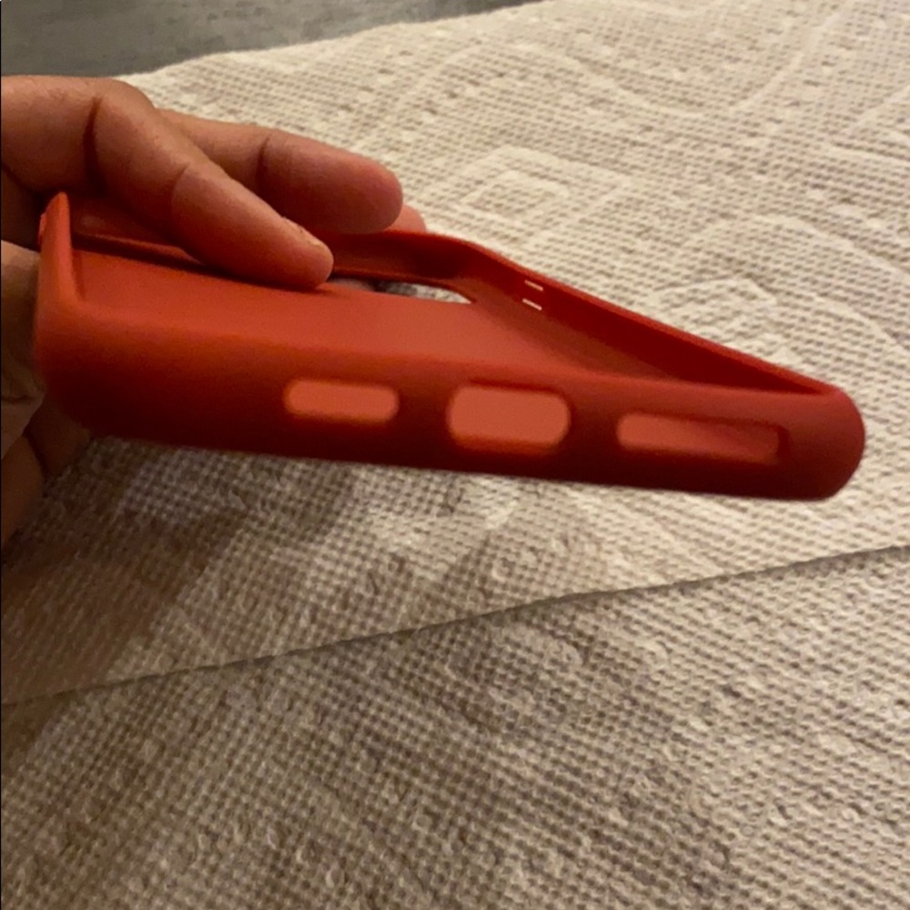 iPhone 11 Pro Max Case - Picture 3 of 5